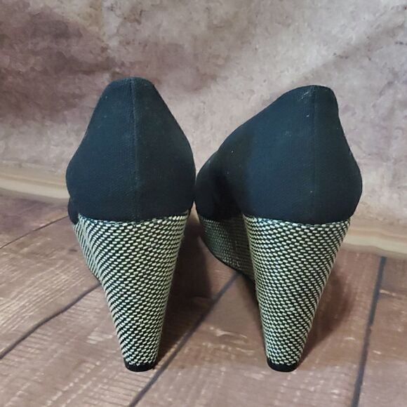 NINE WEST Black Wedges - Size 11 - Picture 5 of 8